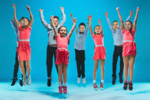 kids dance school ballet hiphop street funky modern dancers 155003 8925 300x200 - Zajęcia dodatkowe