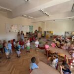 j7cnFz1O 150x150 - Pierwszy tydzień w przedszkolu  w grupie Słoneczka