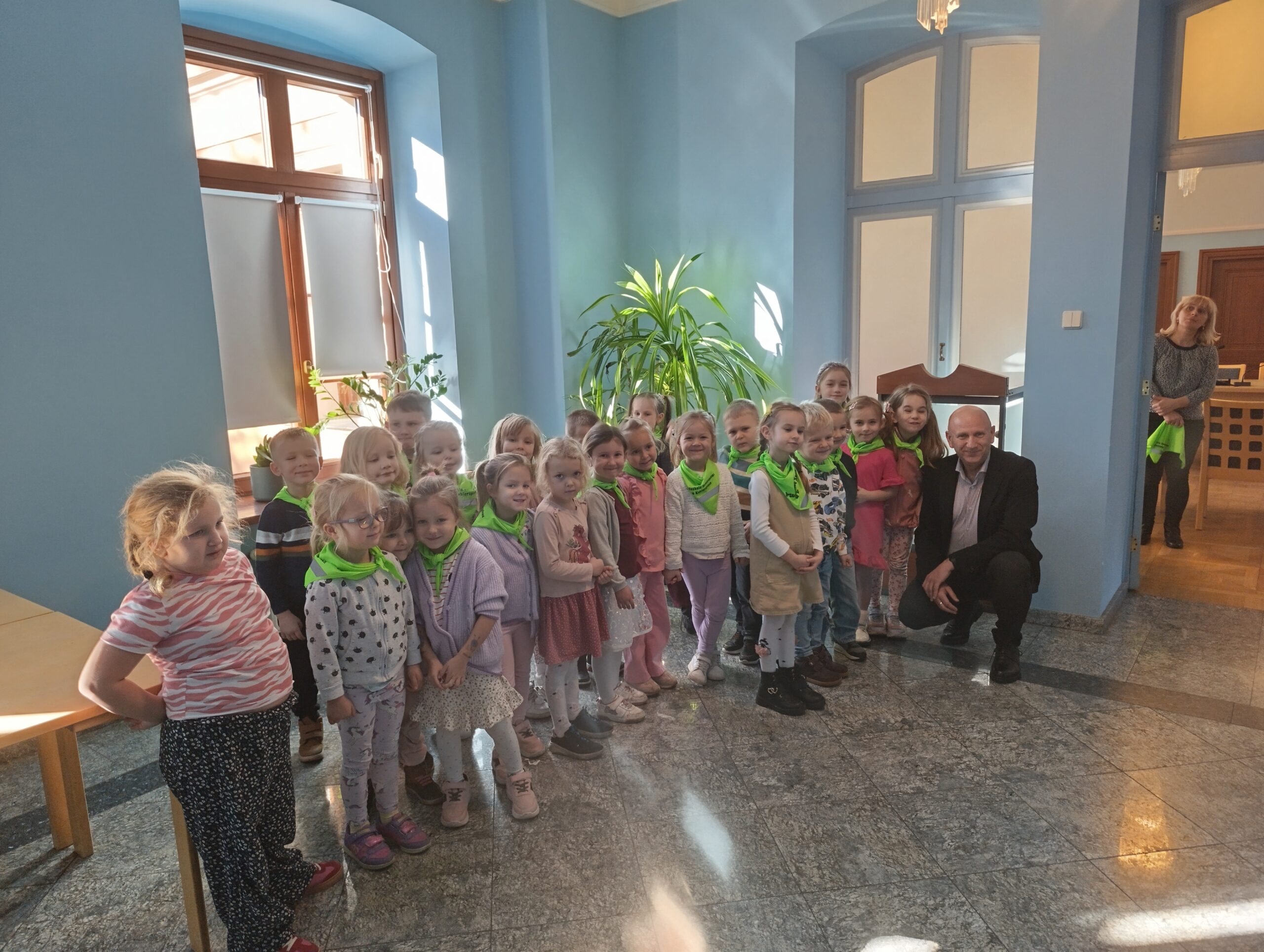 Żabki w Urzędzie Gminy