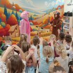 1766442602401 150x150 - Teatrzyk "O śwince co o powietrze nie dbała "