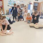 Żabki uczą się udzielać pierwszej pomocy IMG 20251209 115115 150x150 - Żabki uczą się udzielać pierwszej pomocy