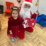 🎅✨ Oczekiwanie na Mikołaja i Jego wizyta w „Słoneczkach” ✨🎅 WhatsApp Image 2025 12 05 at 11.13.54 150x150 - 🎅✨ Oczekiwanie na Mikołaja i Jego wizyta w „Słoneczkach” ✨🎅