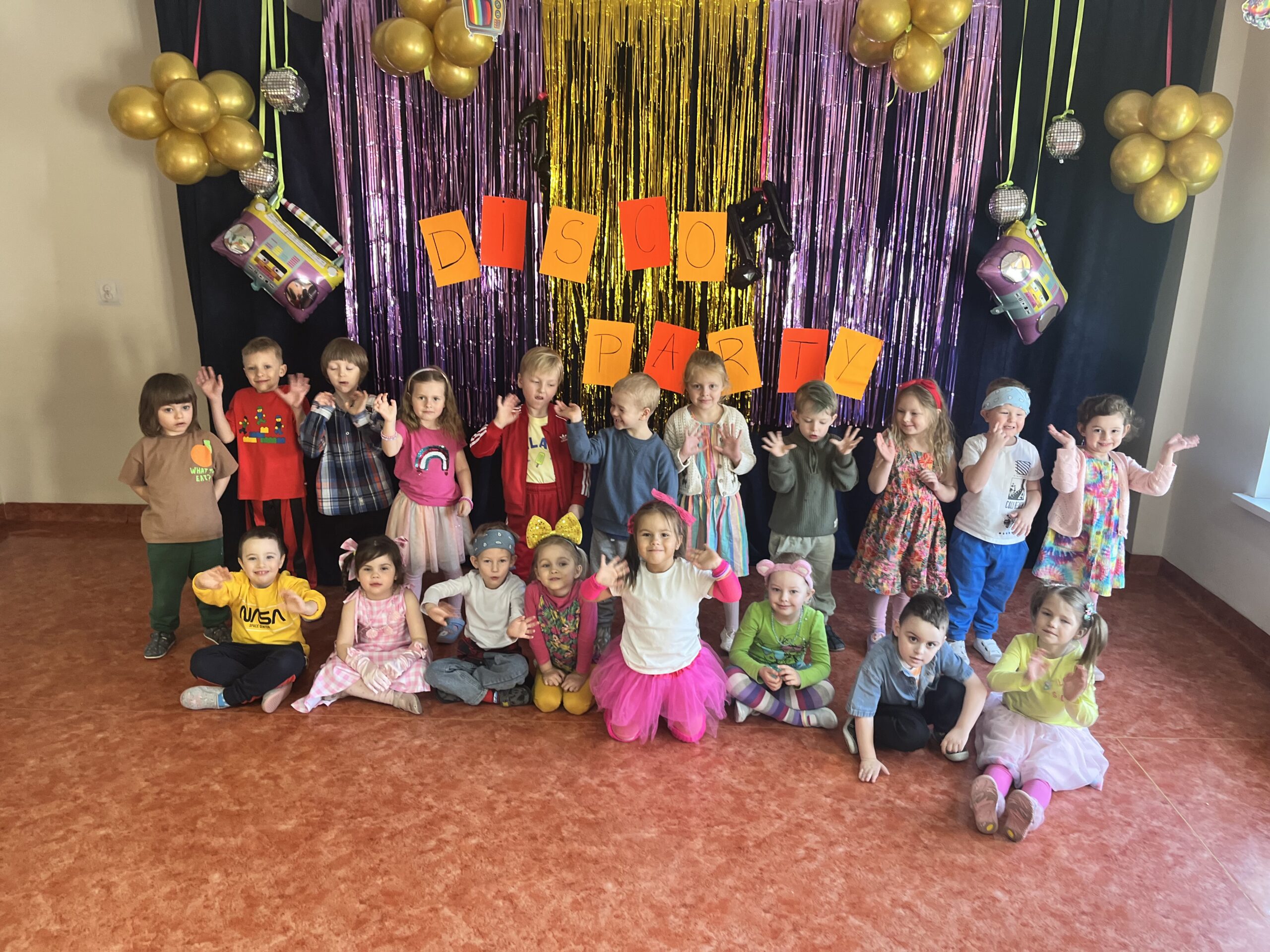 Witamy wiosnę! Disco w stylu lat 80’s