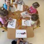 IMG 3795 150x150 - Projekt edukacyjny &bdquo;Małe rączki - wielkie możliwości, czyli sensoryczna droga do sprawności&rdquo;